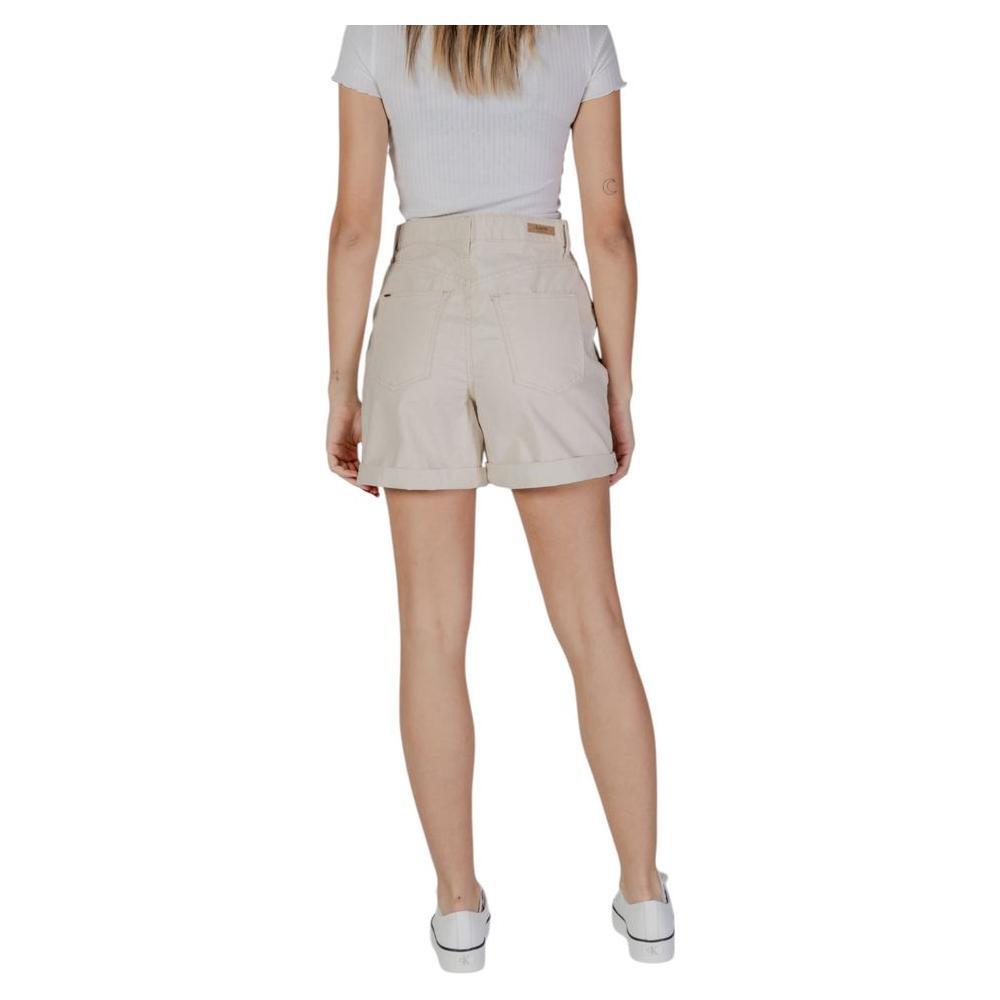B.Young Beige Cotton Short