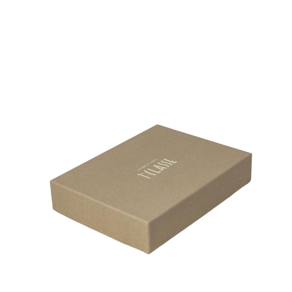 Packaging box for Alviero Martini Prima Classe Black Leather Wallet, showcasing elegant product branding.