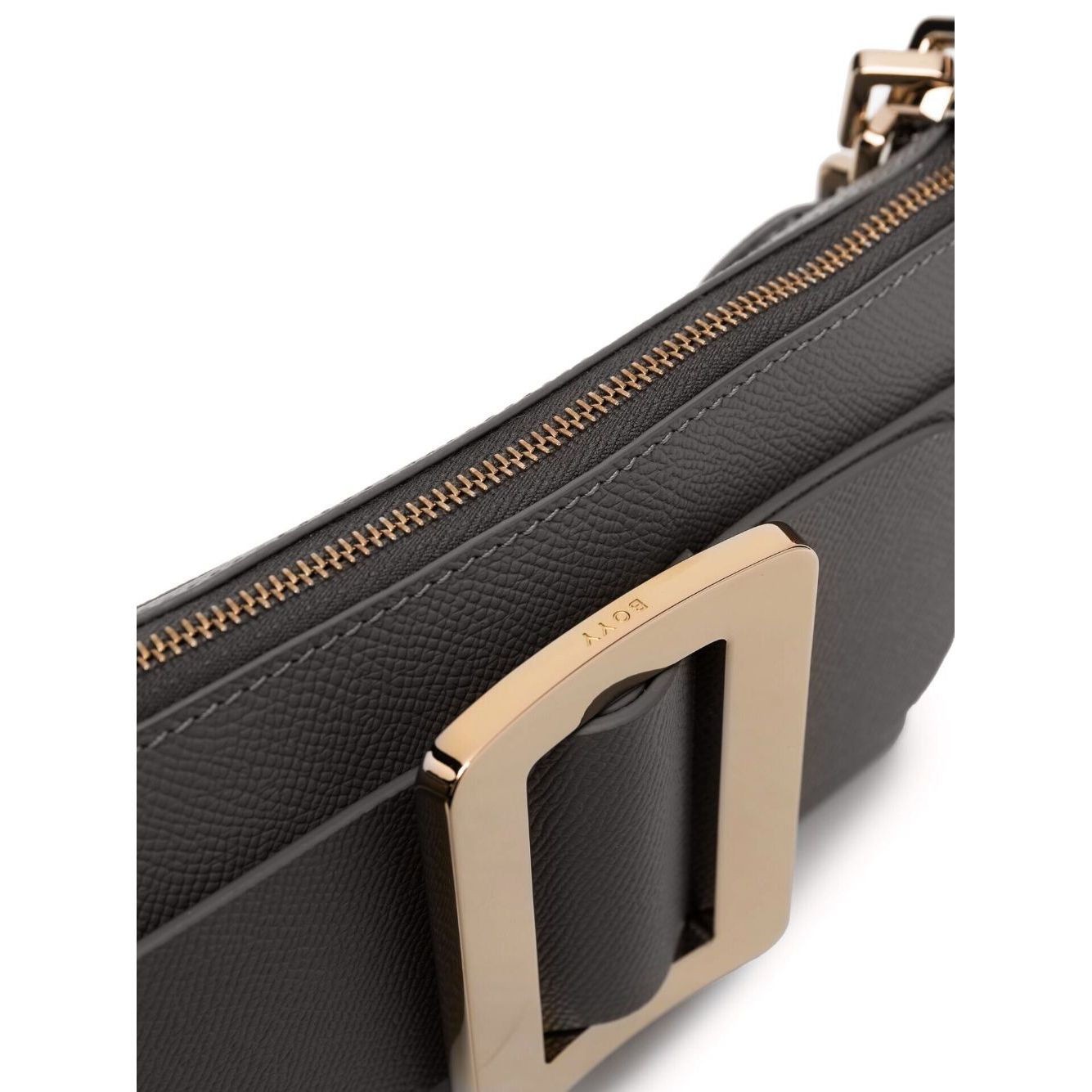 Front view with bag zipped and handles upright.