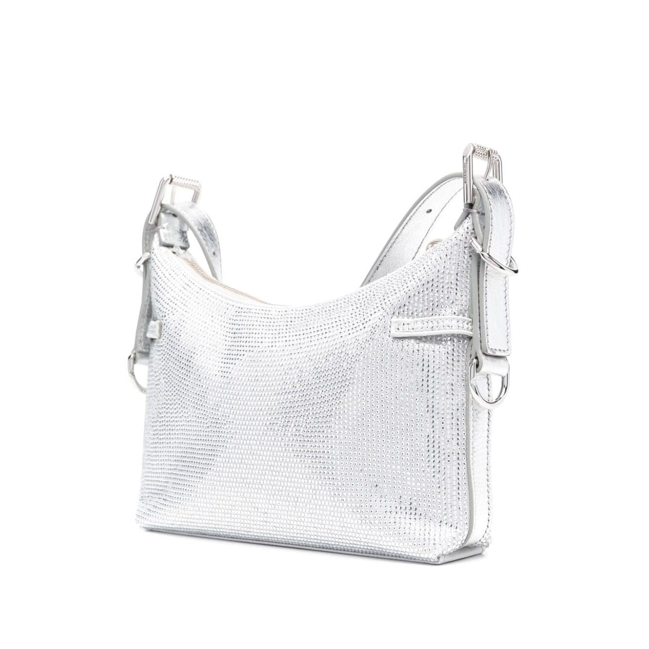 Front view with bag zipped and handles upright.