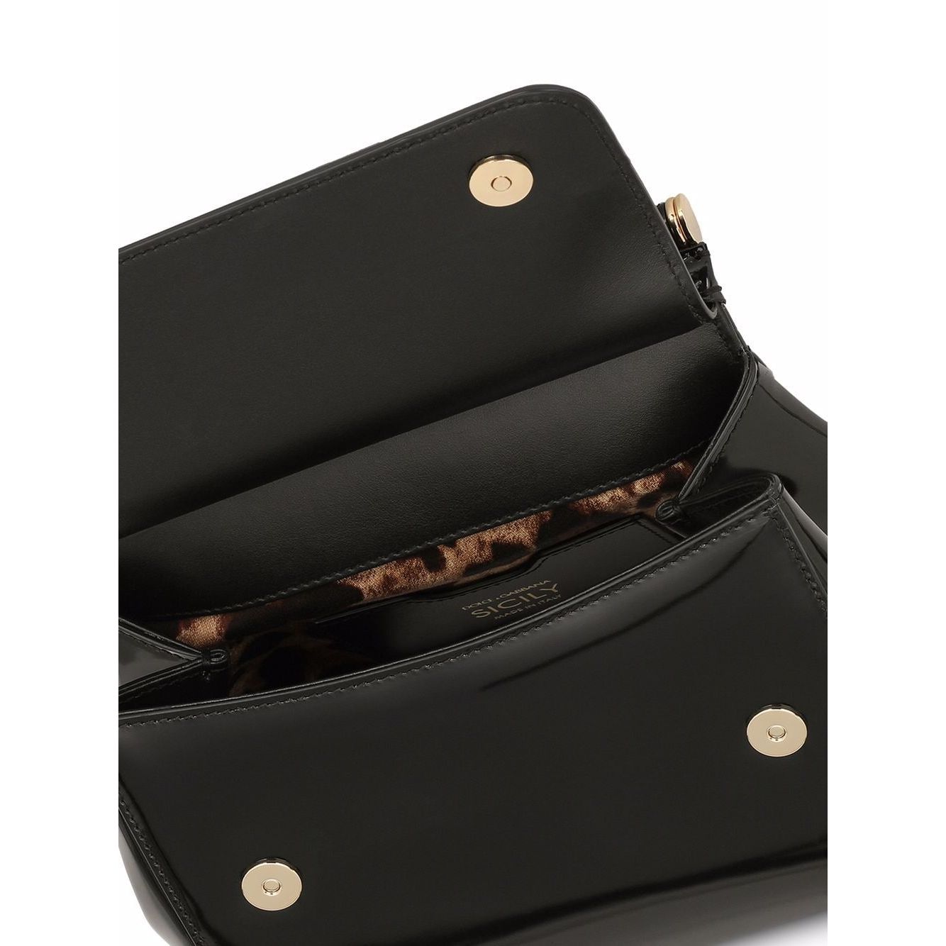 Front view with bag zipped and handles upright.
