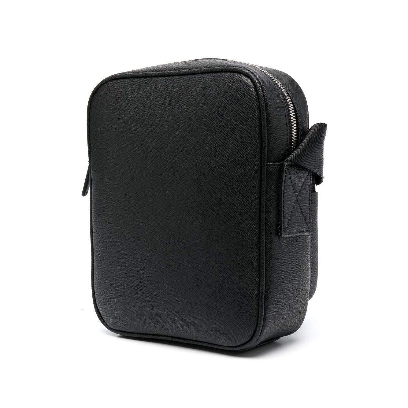 Front view with bag zipped and handles upright.