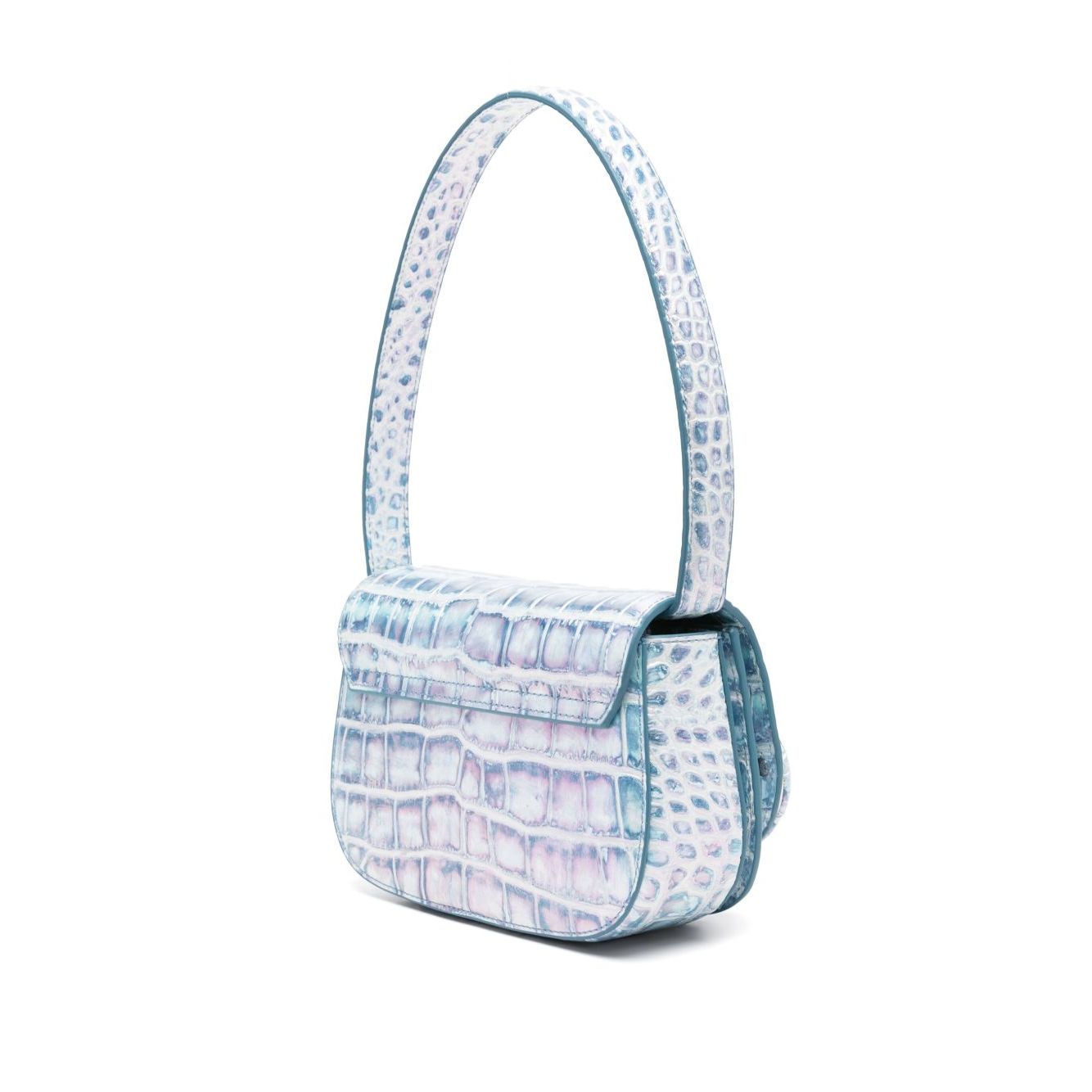 Front view with bag zipped and handles upright.