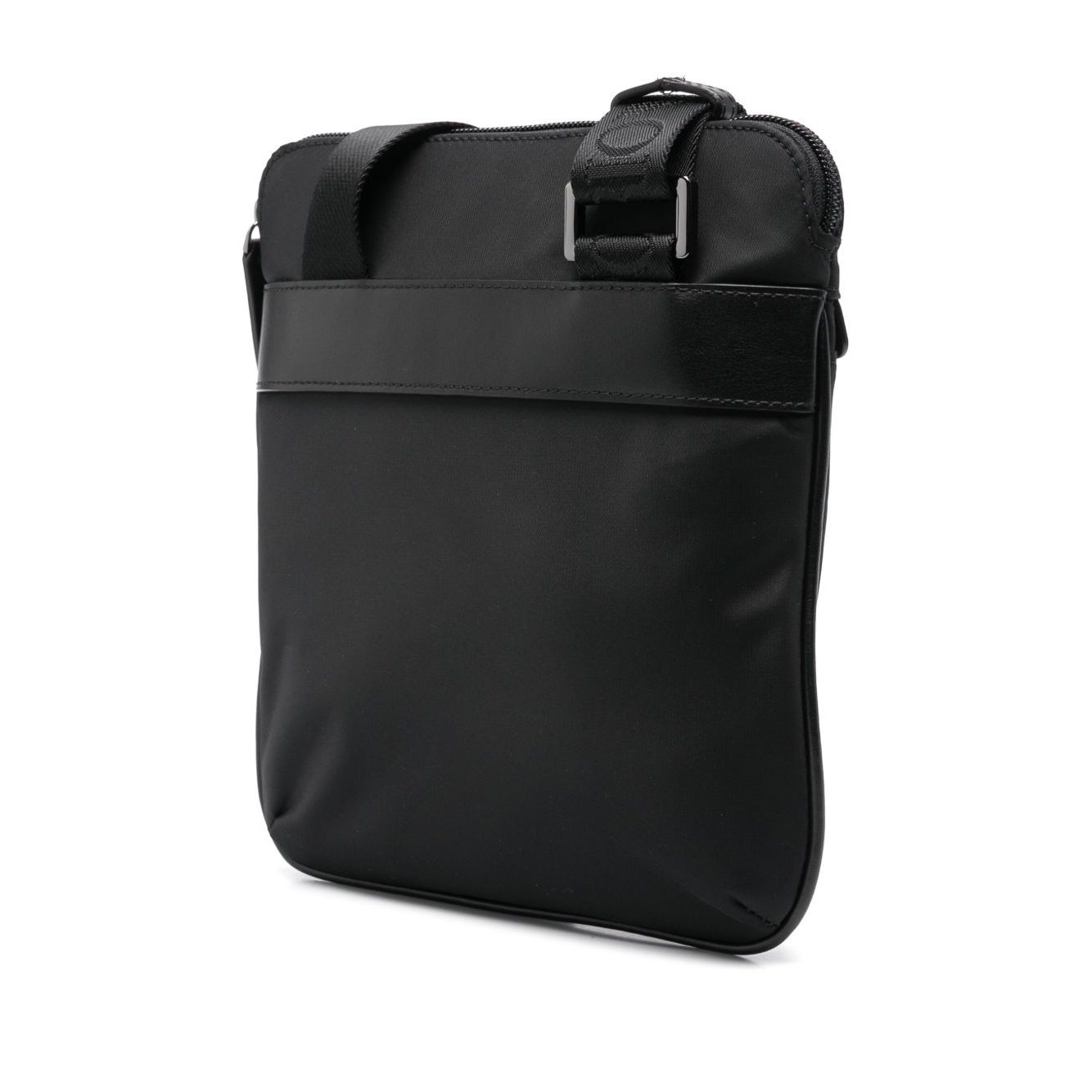 Front view with bag zipped and handles upright.