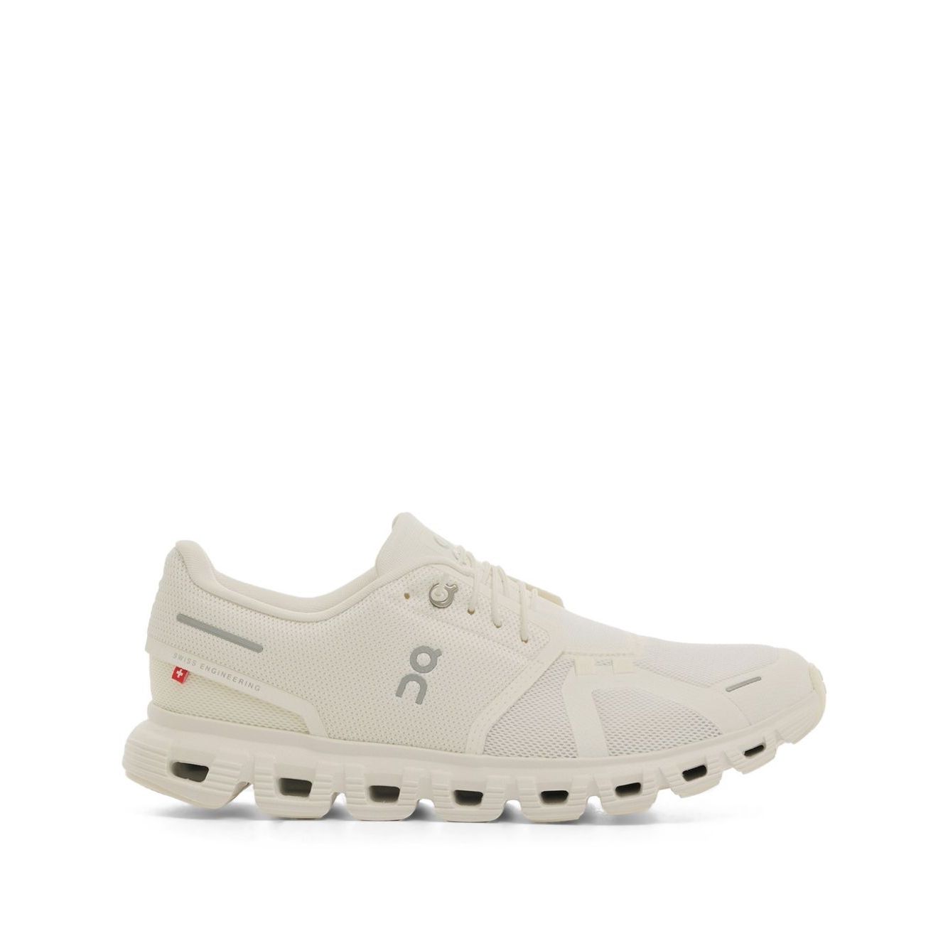 ON RunningCloud 6 sneakers