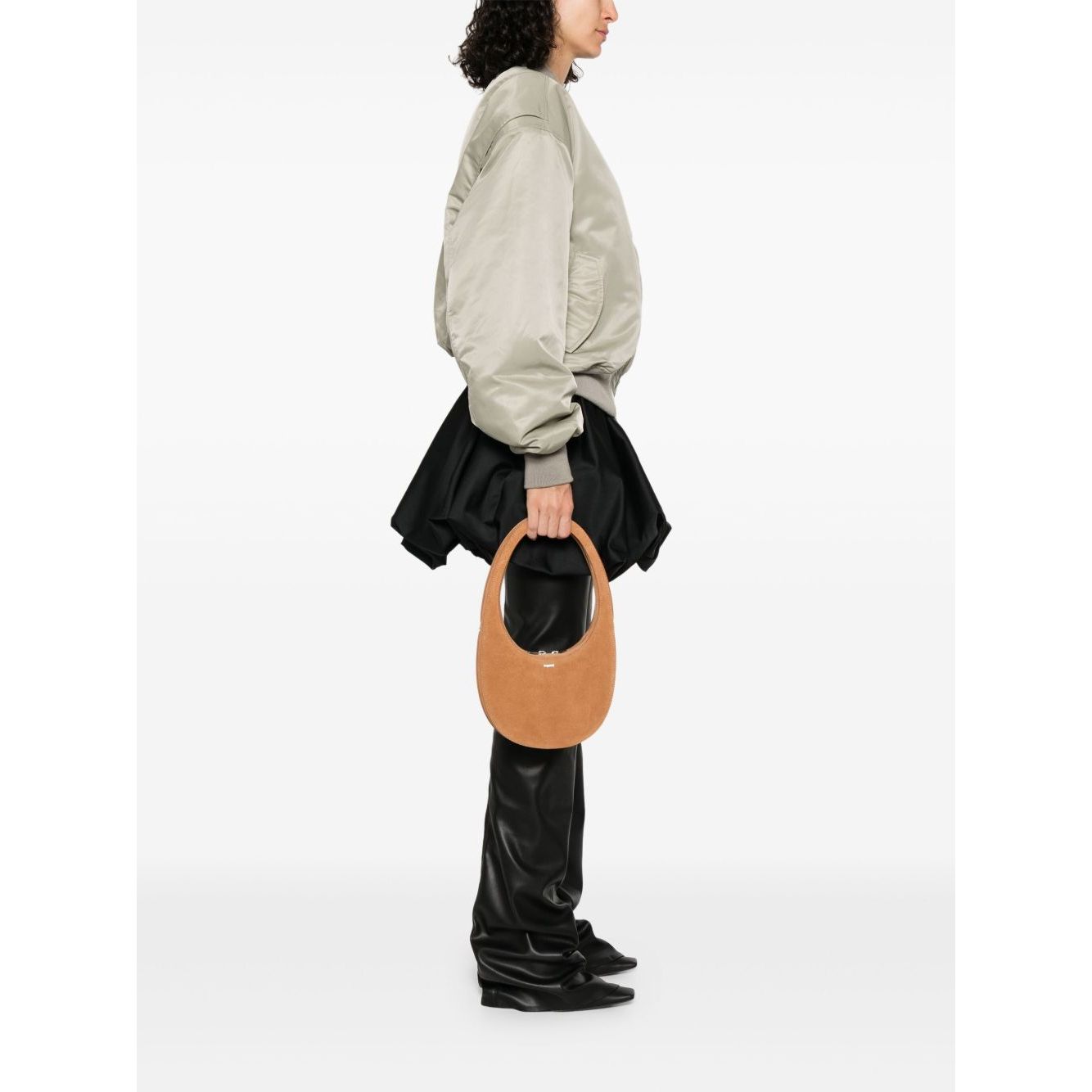Front view with bag zipped and handles upright.