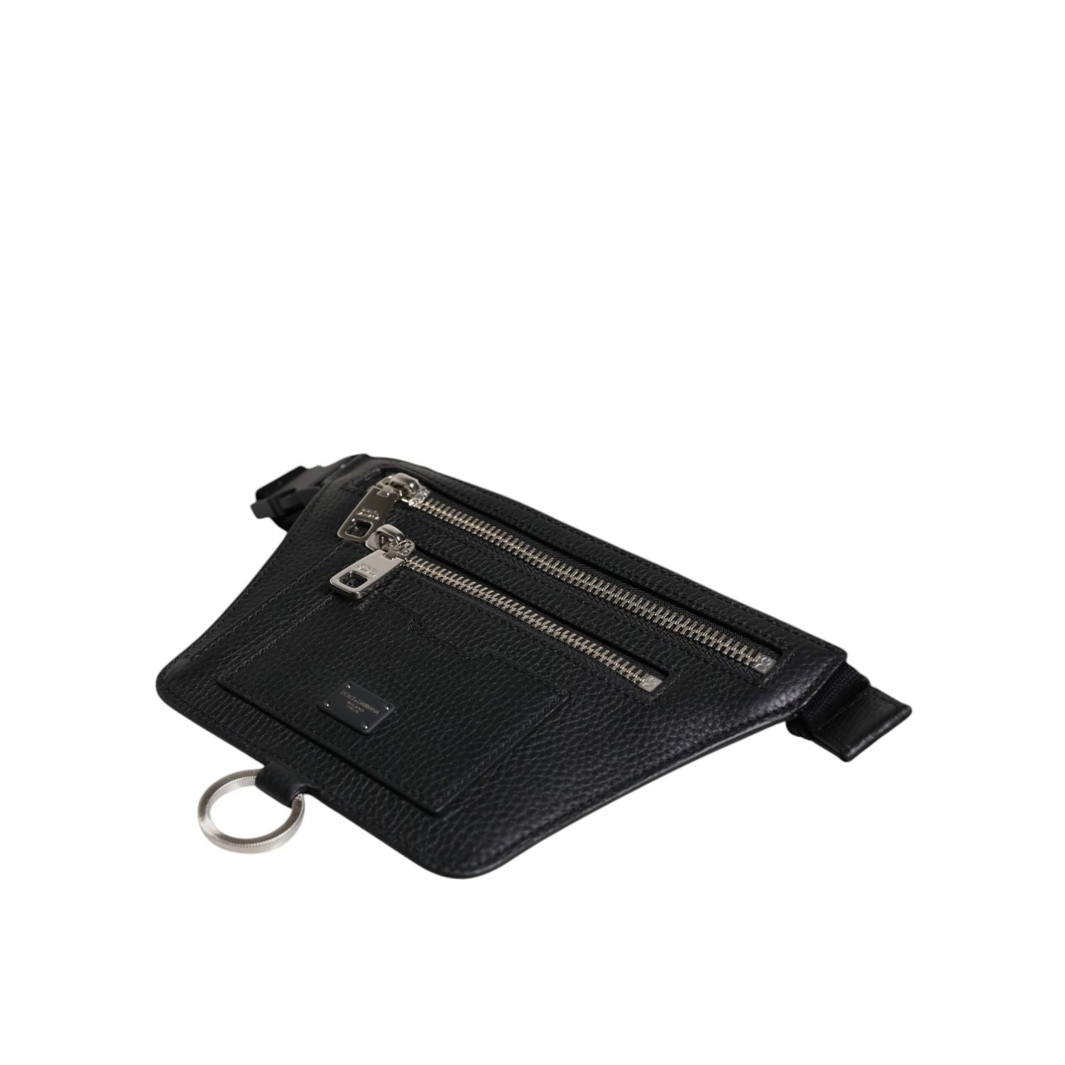 Front view with bag zipped and handles upright.