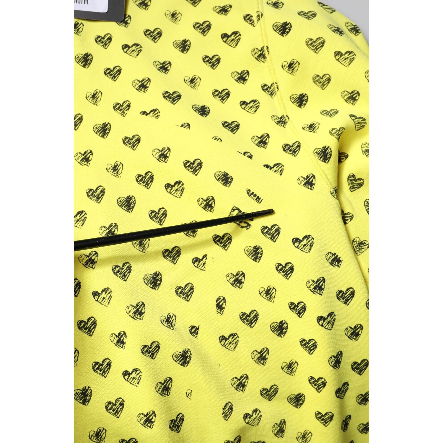 Dolce & Gabbana Yellow Heart Crew Neck Men Pullover Sweater