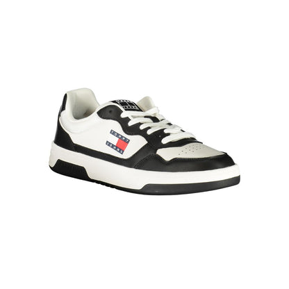 Tommy Hilfiger Black Leather Men Sneaker with white accents for stylish streetwear and comfort.