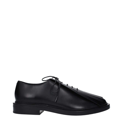 Max Mara Black Leather Oxfords And Derbies, casual lace-up with rubber sole and round toe design.