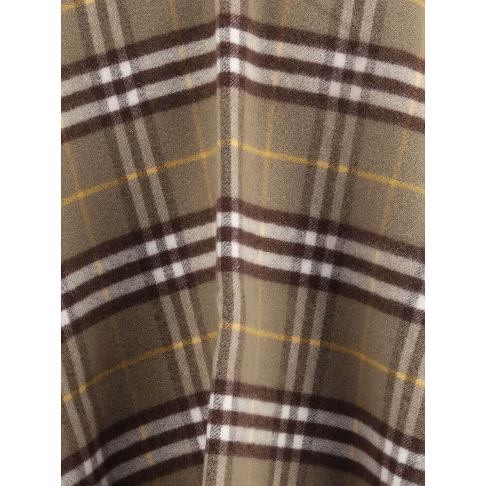 Close-up of Burberry Check motif on Burberry Brown Wool Coat, showcasing soft blend of wool and cashmere, with elegant fringes.