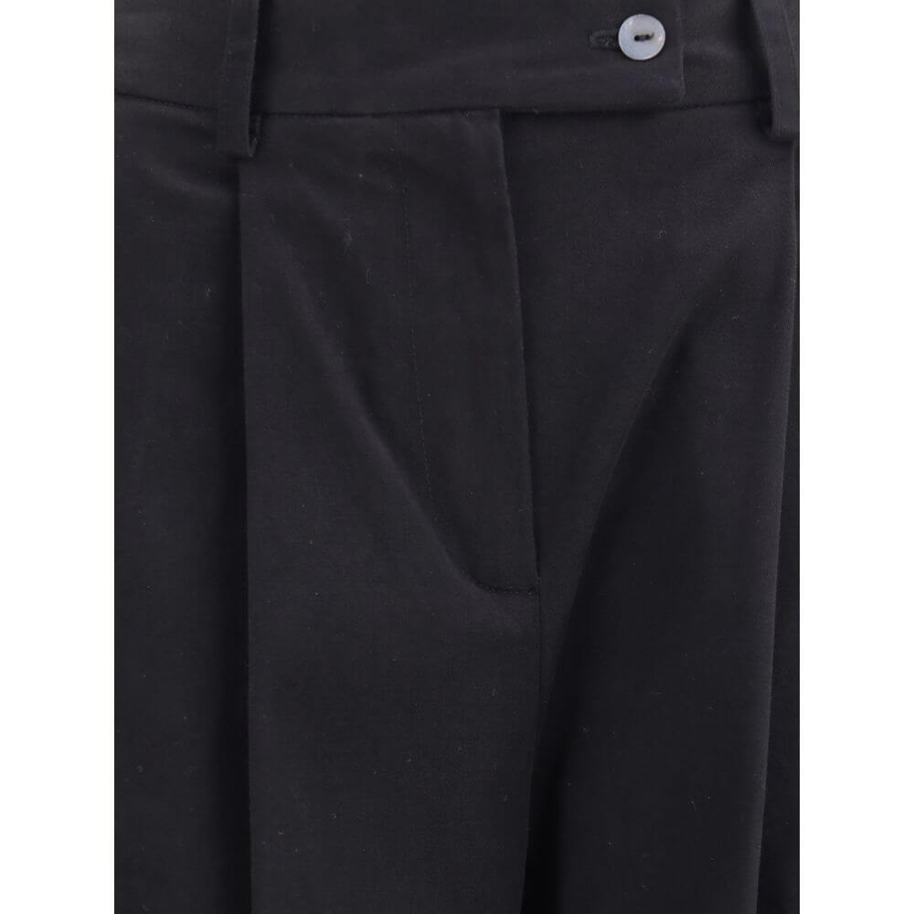 Ella Black Cotton Casual Pants with wide leg, front pleats, and button closure, showcasing elegant design and refined Italian craftsmanship.