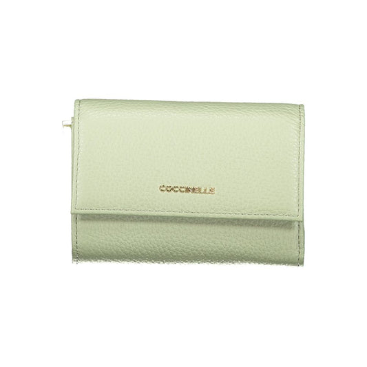 Coccinelle Green Leather Women Wallet showcasing Italian craftsmanship, sleek design, and premium materials.