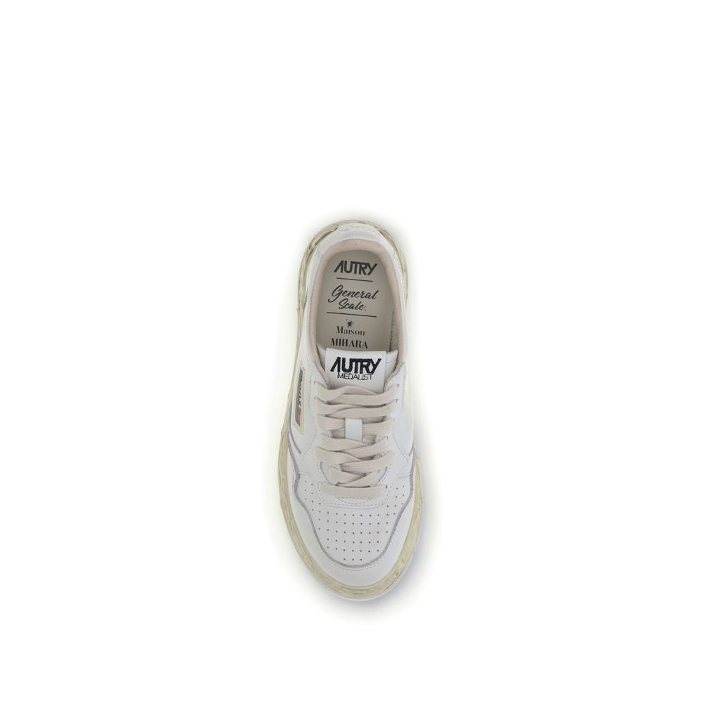 Autry White Leather Athletic Sneakers