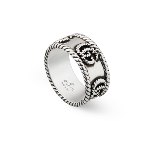 ANELLI GUCCI MOD. YBC627729001 crafted silver ring with intricate design and brand engraving.