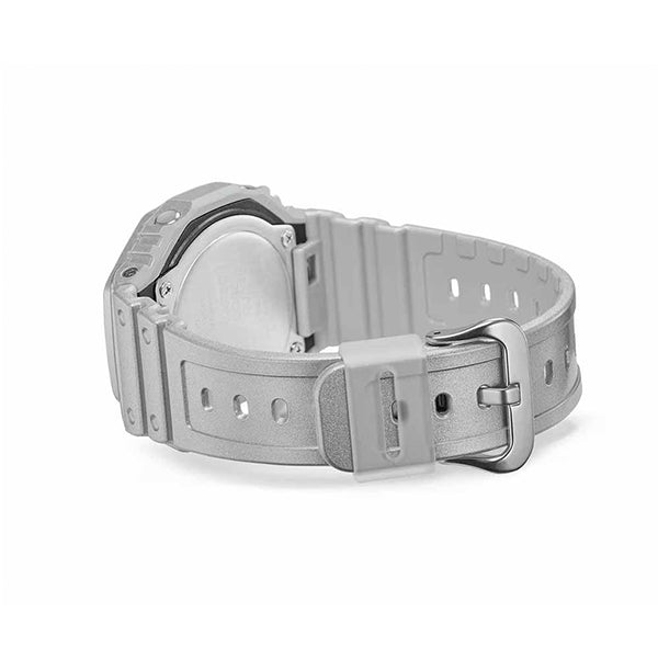 Rear view of CASIO G-SHOCK Mod. OAK - FORGOTTEN FUTURE SERIE ***SPECIAL PRICE*** wristwatch with resin strap highlighting clasp and case.