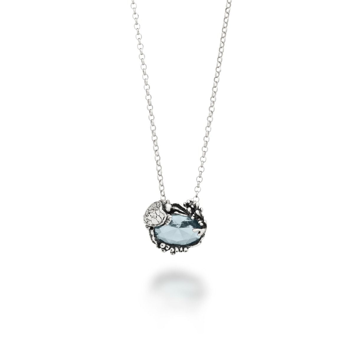 Elegant necklace featuring COLLANE RASPINI MOD. 12087 with a unique pendant design.