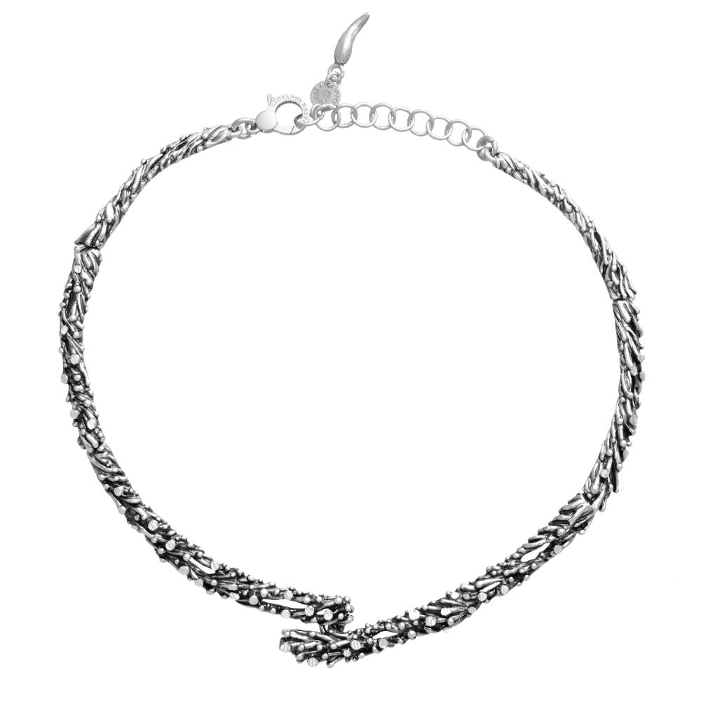 Elegant necklace featuring intricate design in the COLLANE RASPINI MOD. 12311 collection.