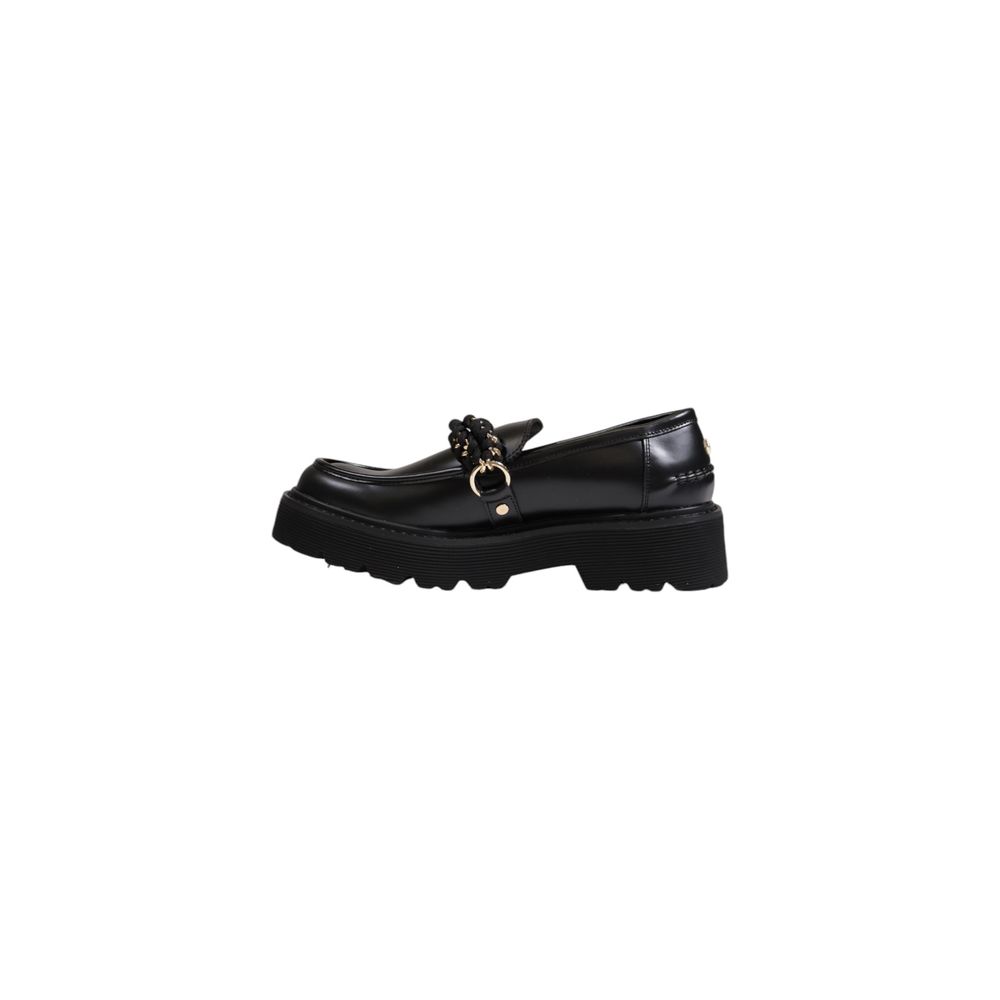 Cult Black Leather Platform shoes with brushed finish, decorative chain, and chunky sole for a contemporary and elegant style.