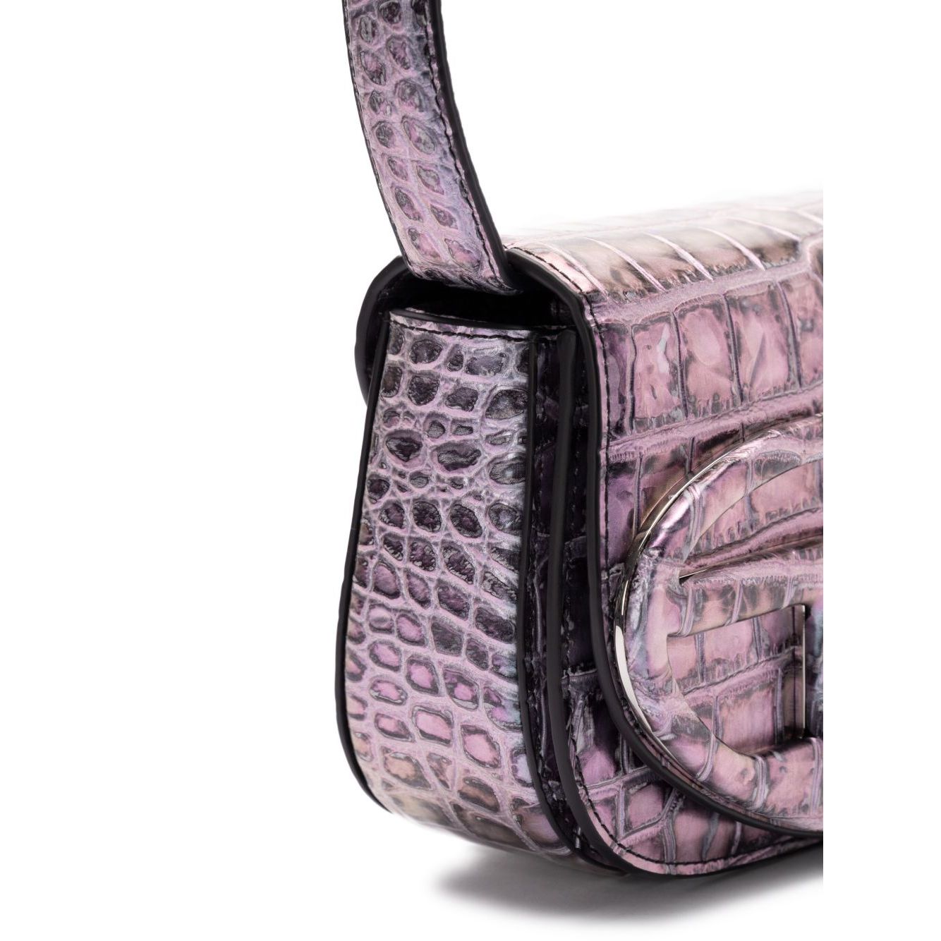 Front view with bag zipped and handles upright.