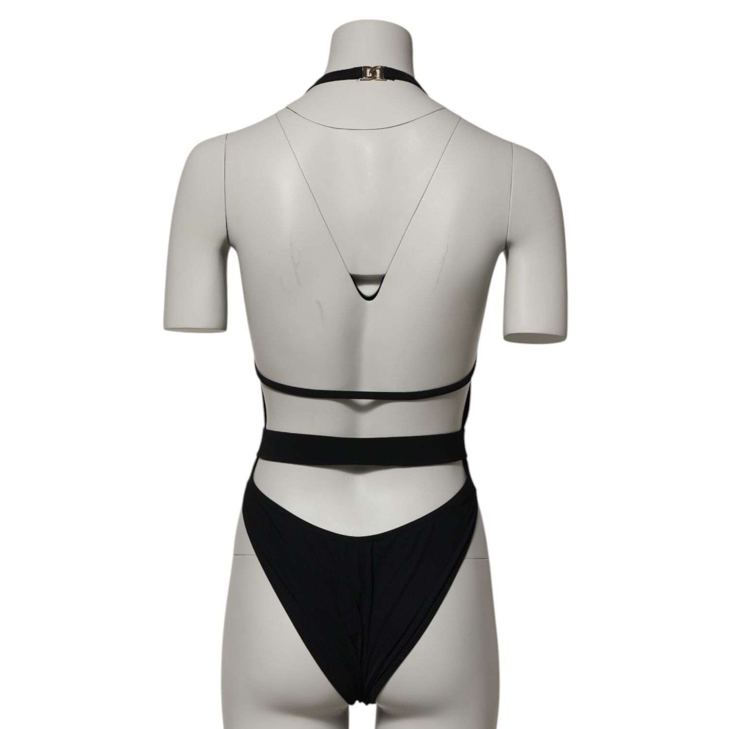 Front view with bag zipped and handles upright.