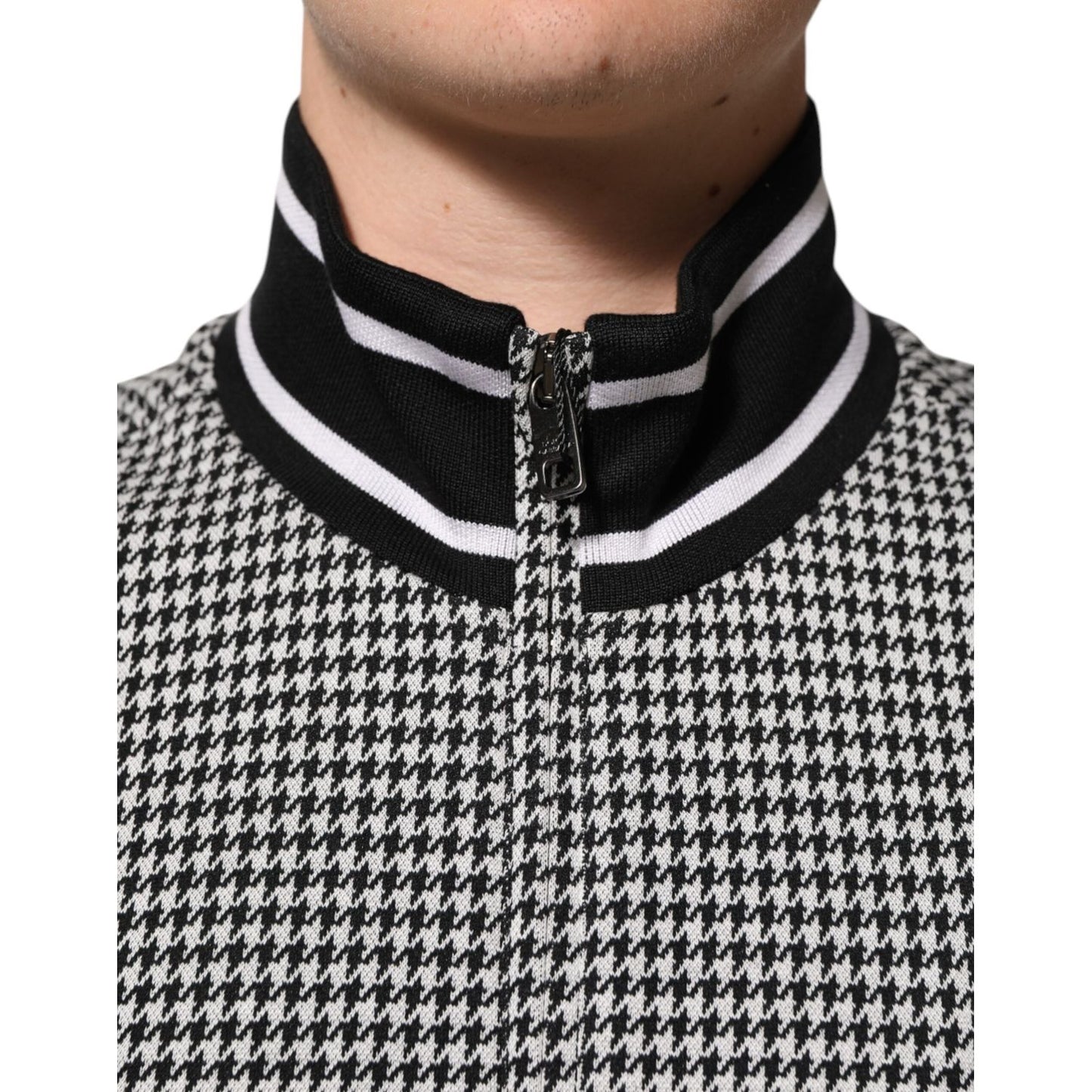 Dolce & Gabbana Black White Houndstooth Wool Crest Jacket Sweater with zip closure and bold houndstooth pattern.