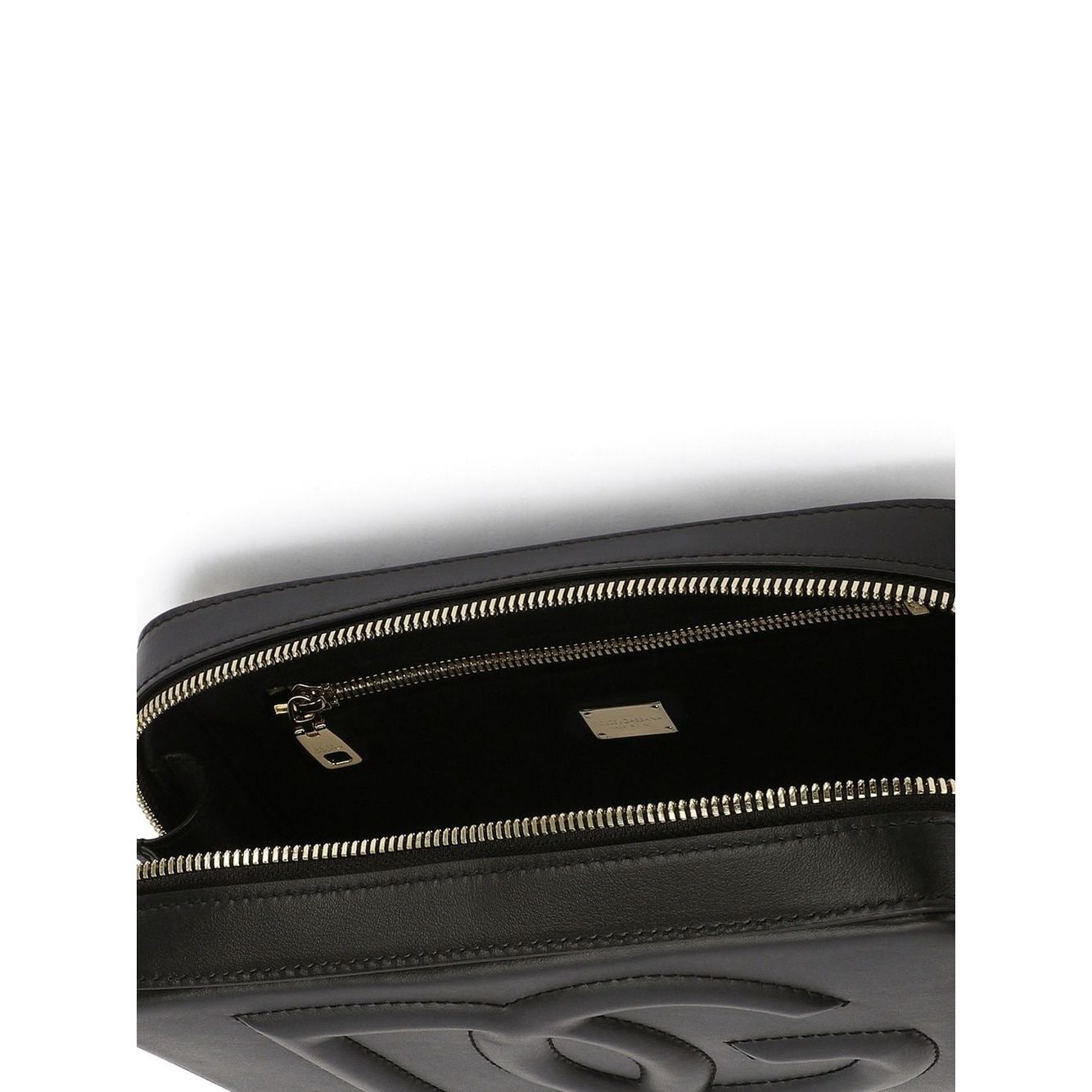 Front view with bag zipped and handles upright.