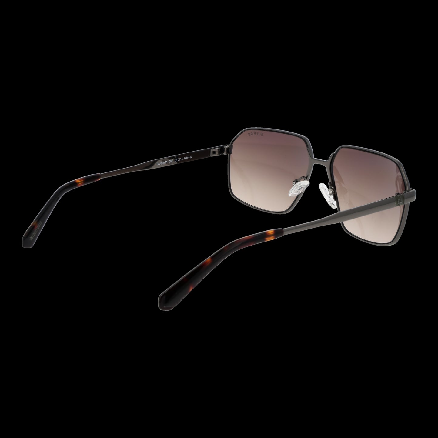 GUESS MOD. GU00071 5808F gent sunglasses with square frame and gradient lenses