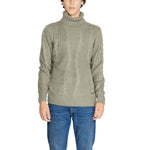 Alt Tag: Man wearing a Gianni Lupo Green Polyester Sweater, part of the men's fall/winter knitwear collection.