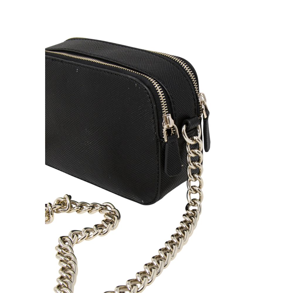 Front view with bag zipped and handles upright.