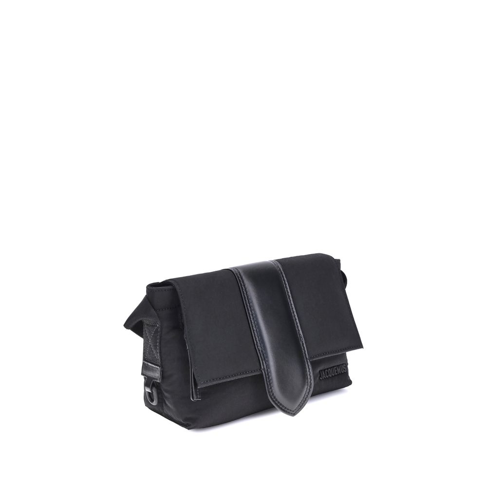 Front view with bag zipped and handles upright.