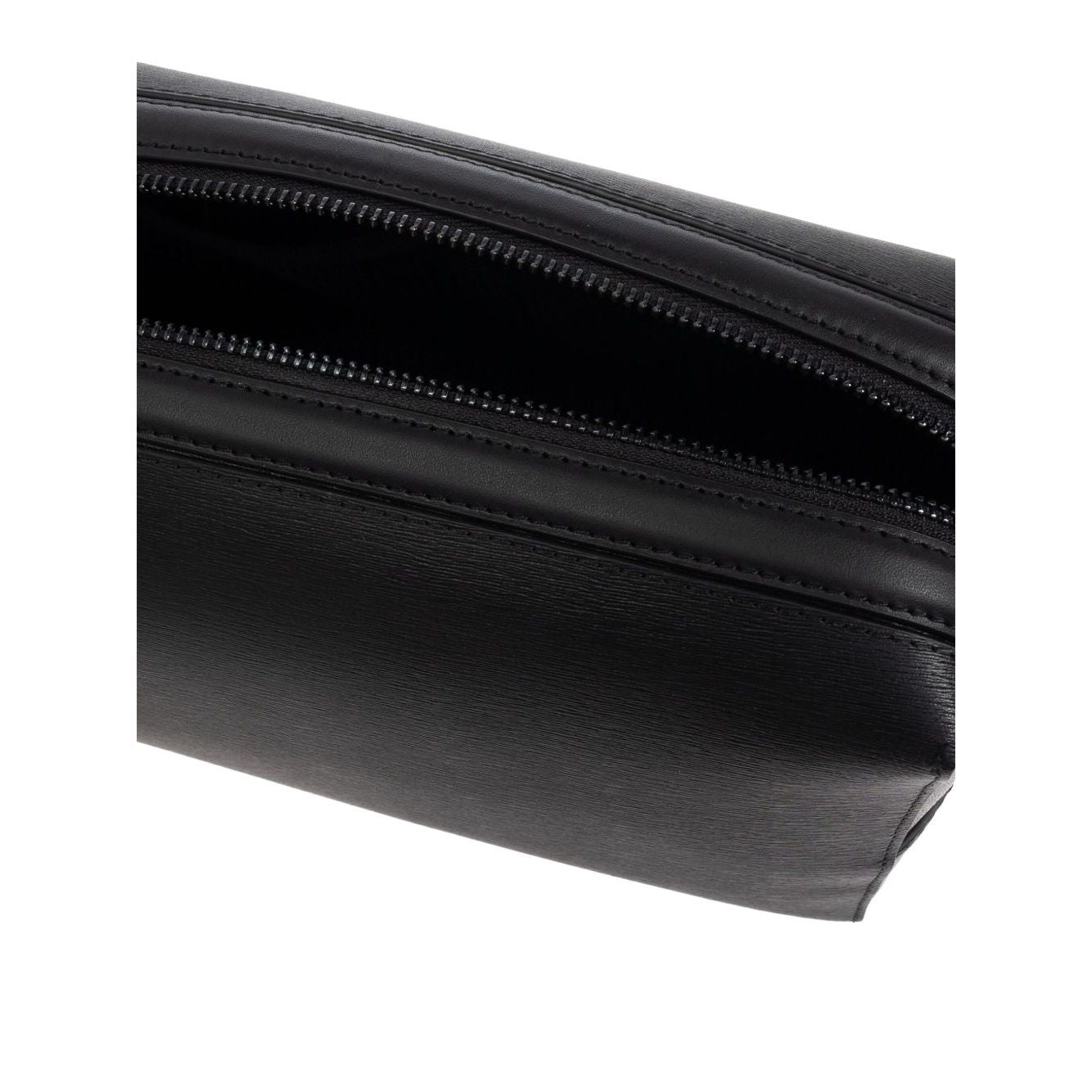 Front view with bag zipped and handles upright.