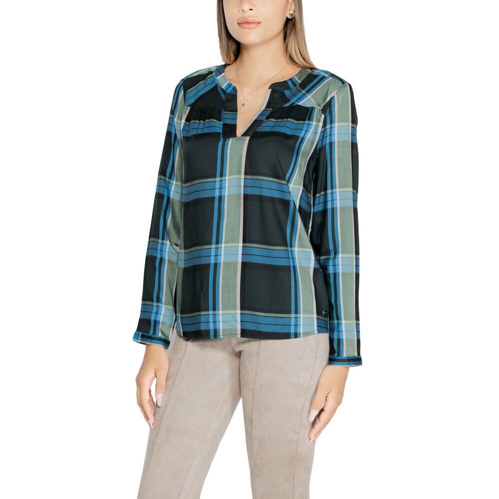 Woman wearing Street One Green Viscose Blouse with roundneck and short sleeves, featuring elegant gathered details.