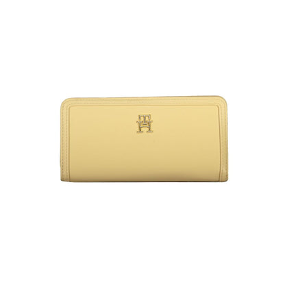 Tommy Hilfiger Beige Polyethylene Wallet with logo, snap closure, 4 compartments, 1 external pocket, and card spaces.