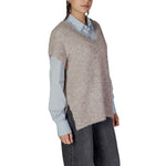 Woman wearing Vero Moda Beige Recycled Polyester Sweater for fall winter collection