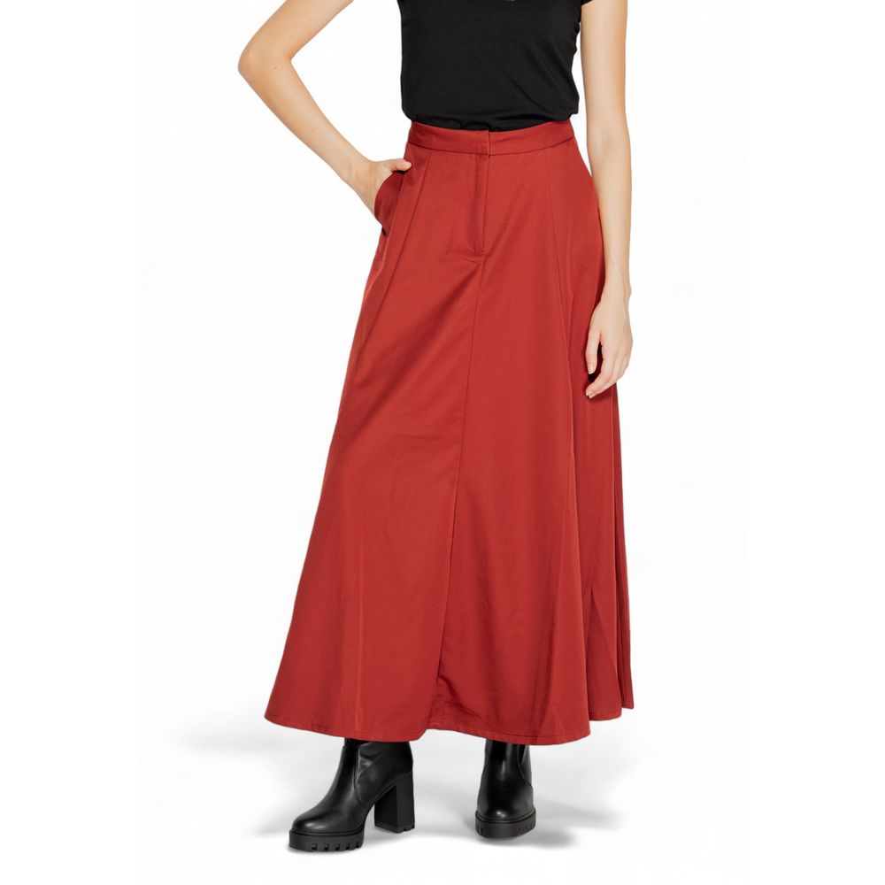 Vero Moda Red Polyester Skirt for women, fall winter collection, 100% polyester material, stylish and elegant design.